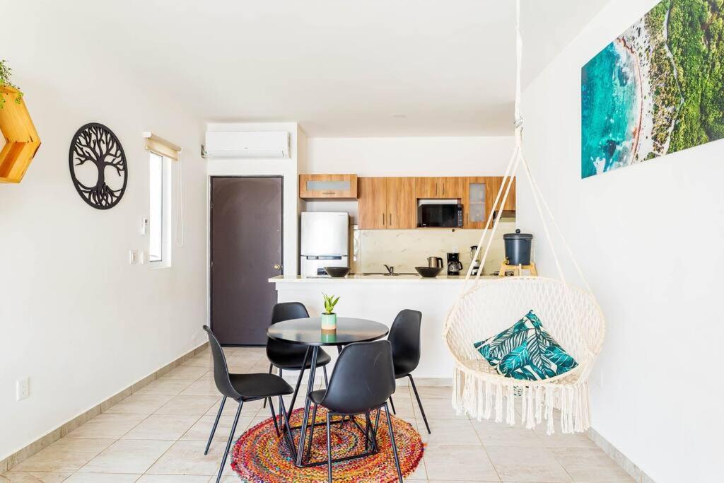Lovely Cozy Apt W/Pool 2 Bedrooms. Great Location! 莫雷洛斯港 外观 照片